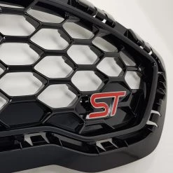 Paintmodz Proform Ltd New Front Radiator Grille - Genuine Ford Mk8 Fiesta ST (Painted)
