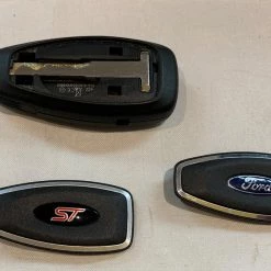 Paintmodz Proform Ltd Ford Keyless Start Key Blade Cover ST Logo Ford Focus